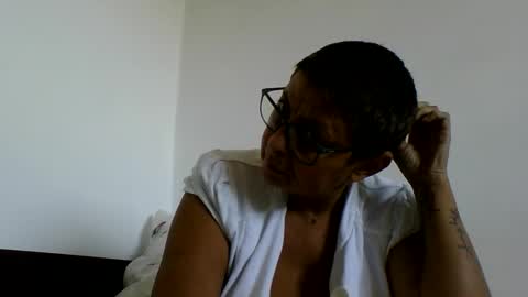 atikaarea online show from September 28, 11:26 am