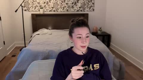 Miss Audrey online show from February 24, 9:31 pm