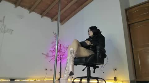 aura online show from March 7, 8:34 am