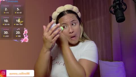 aurora_collins08 online show from March 4, 3:37 pm