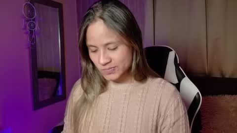 aurora_collins08 online show from September 19, 5:23 pm