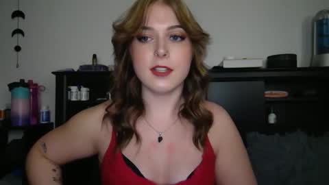 auroralightz1 online show from November 16, 6:37 am