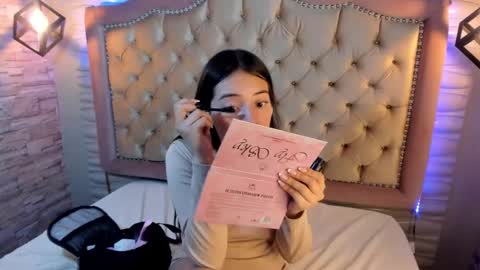              online show from December 3, 8:17 pm