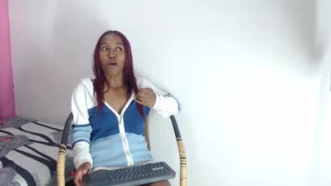 avalericherrycm101 online show from February 20, 1:57 am