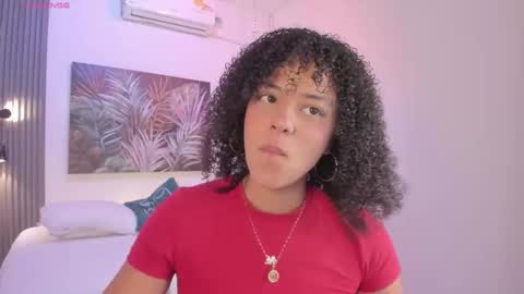 Avalon online show from October 18, 8:32 pm