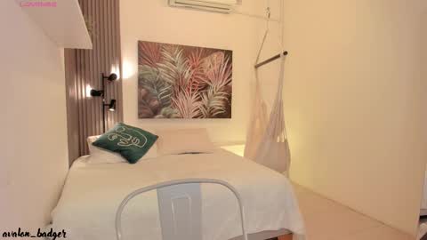 Avalon online show from September 18, 7:56 pm