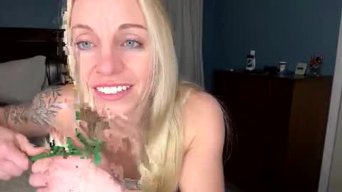 Ava Rose online show from February 18, 2:32 am