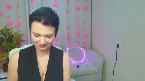 avasaturnian online show from February 12, 8:16 am