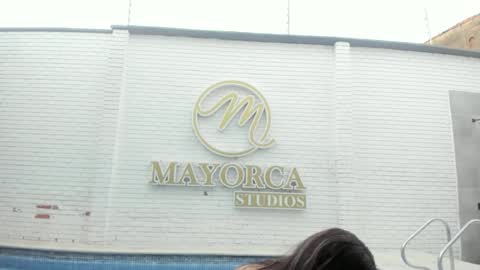 avawhiite online show from October 2, 10:15 pm