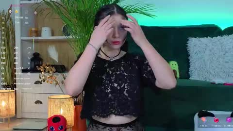 AveryWillow online show from October 16, 3:20 am