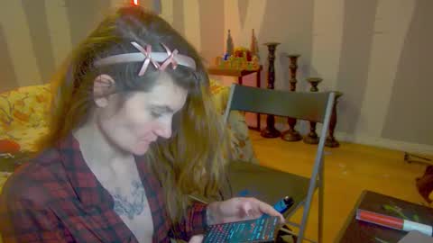 awesomeblossommm online show from January 10, 10:14 pm