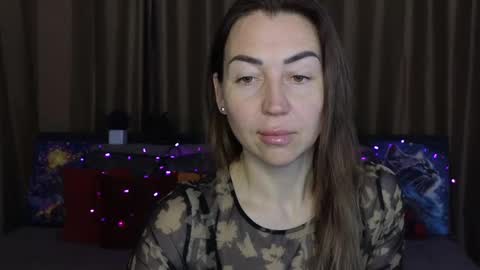 Jully online show from February 21, 6:29 am