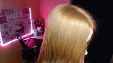 Aya online show from December 16, 12:05 am