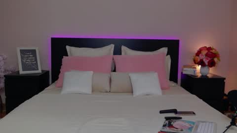 Ayanna online show from February 9, 7:32 am