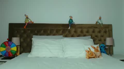 Aylin online show from November 12, 6:11 am