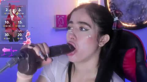 ayshel_lira online show from November 14, 1:44 pm