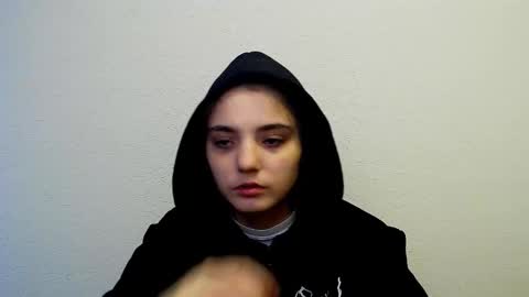 azumi_chan_ online show from November 3, 8:40 am