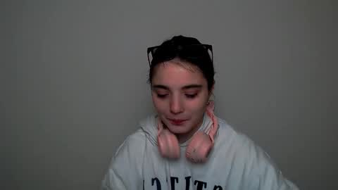 azumi_chan_ online show from October 29, 11:29 pm