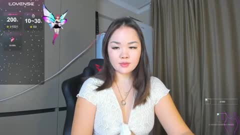 azure_moon online show from December 2, 1:57 pm