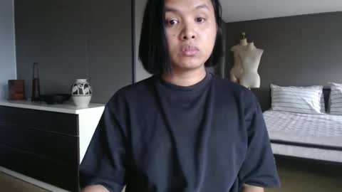 marie online show from March 4, 7:59 am