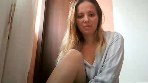 Baby Blonde online show from November 5, 12:21 pm