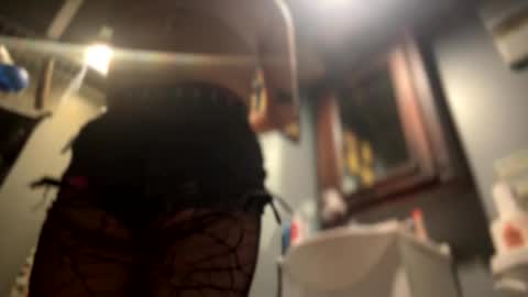 Snapshot of baby_buddha chatting on March 5, 3:08 am baby buddha  online show from March 5, 3:08 am