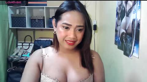 cassandra online show from February 13, 9:20 am