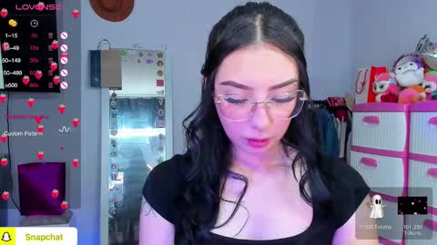 lily online show from October 24, 11:17 am