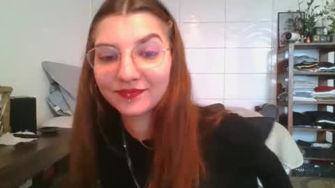 babydemon6 online show from September 8, 2:38 pm