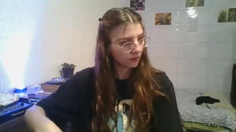 babydemon6 online show from November 3, 11:42 pm