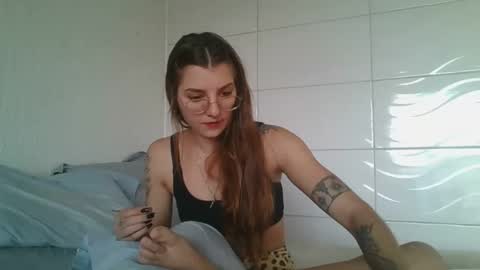 babydemon6 online show from September 12, 7:32 pm