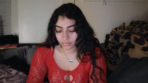 Snapshot of babygotbackends chatting on January 31, 7:50 am BabyGotBackends online show from January 31, 7:50 am