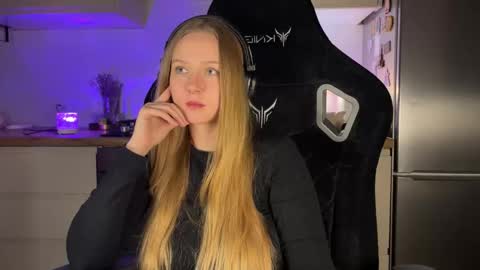 Snapshot of babyytonight chatting on September 30, 8:53 am NEXT STREAM 12AM GMT3 Alice online show from September 30, 8:53 am