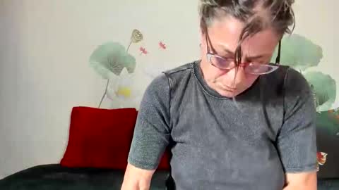 Gina online show from October 21, 10:52 am