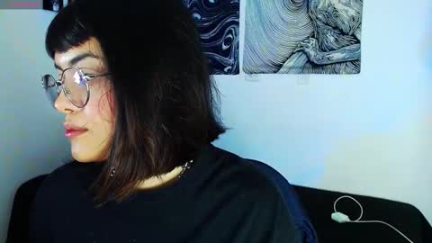  Barbara Moon  online show from November 20, 4:24 am