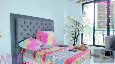 Barbiefoxx online show from March 3, 7:35 pm