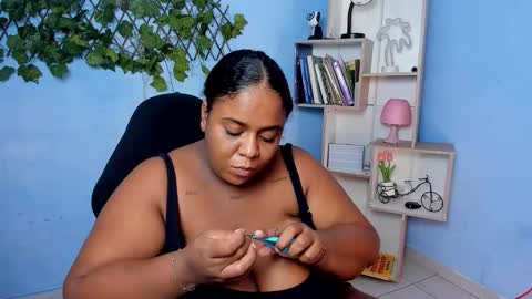 Charlote online show from December 18, 12:43 pm