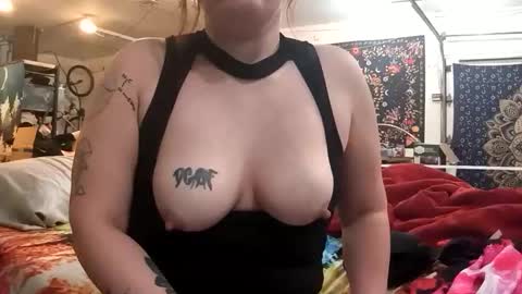 bdeunltd online show from December 3, 8:00 pm