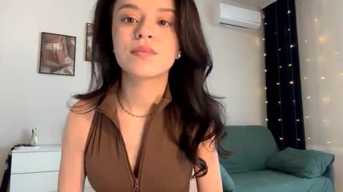 Katie online show from December 17, 11:03 am