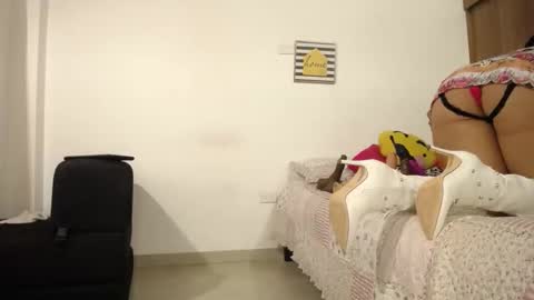 NATHALIA online show from October 20, 1:41 am