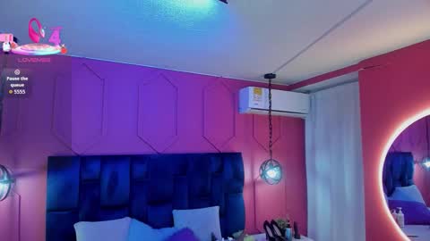 Chantall online show from December 2, 11:12 am