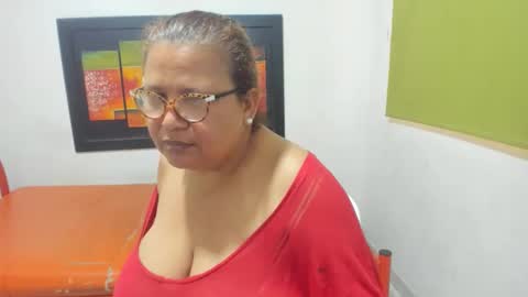 beckyummys online show from February 21, 2:06 pm