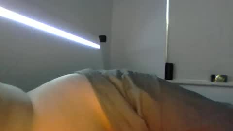 beeinmedeep online show from February 23, 9:06 am