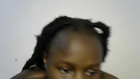 beeswee online show from January 8, 8:06 am