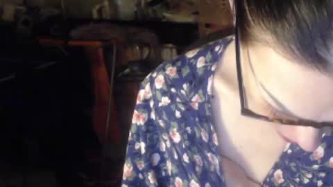 BeettyDream online show from October 21, 6:56 pm