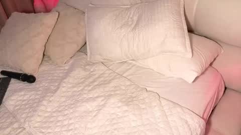  Belkis  online show from December 16, 4:57 pm