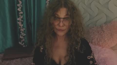 Bella online show from January 6, 5:38 pm