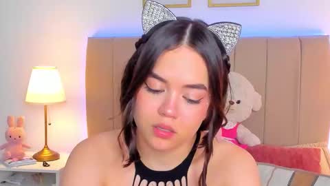 BellaFontana online show from October 29, 12:04 am