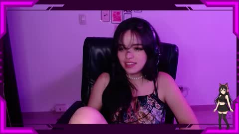 Bella Monteluna online show from October 24, 6:31 am