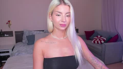 Bella online show from June 1, 1:02 pm
